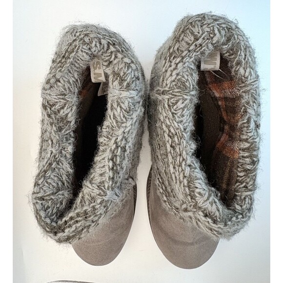 MukLuk Womens Gray Booties Size 7 Gray Sweater Tops Slip On Gently Used - Picture 5 of 9